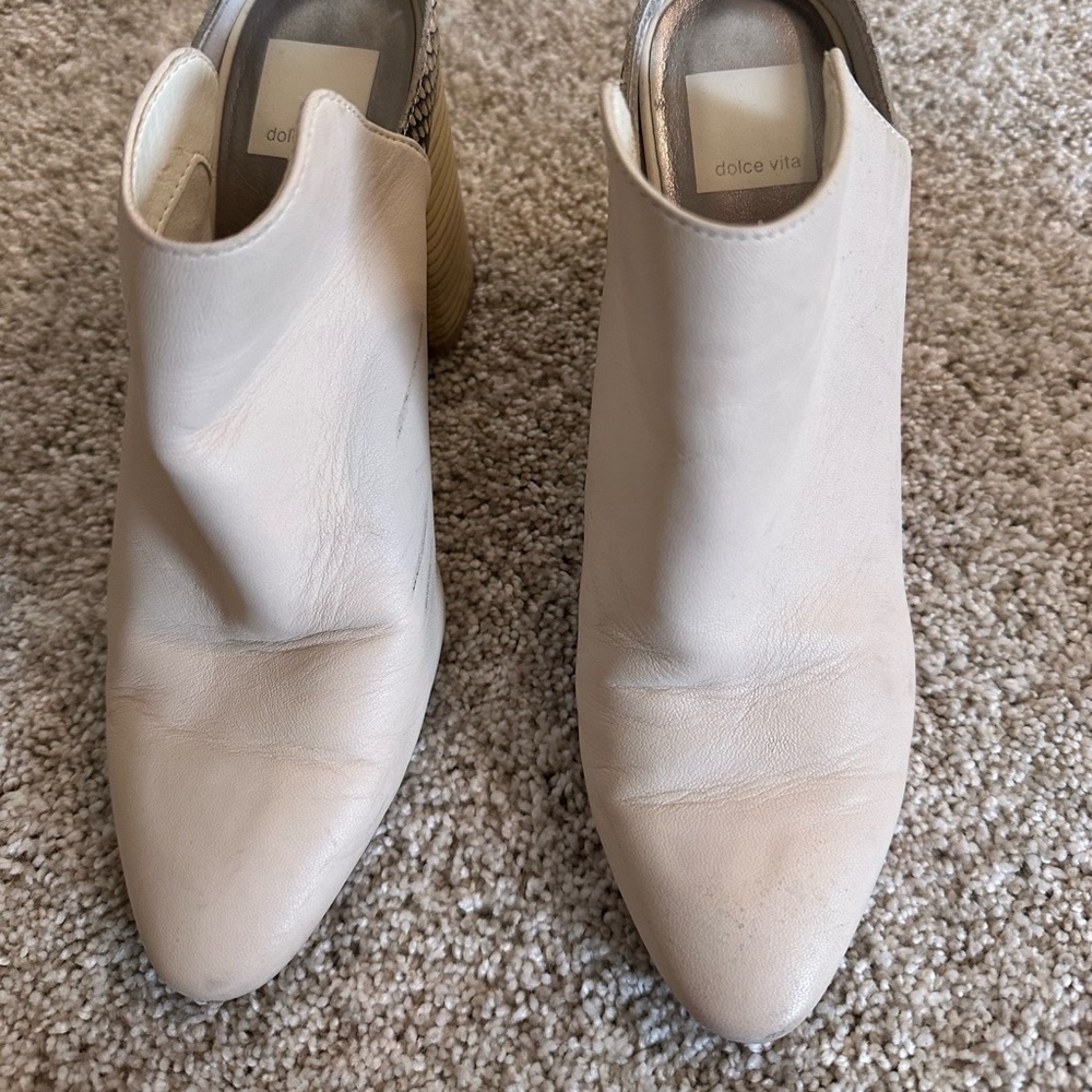 Dolce Vita white slide on booties